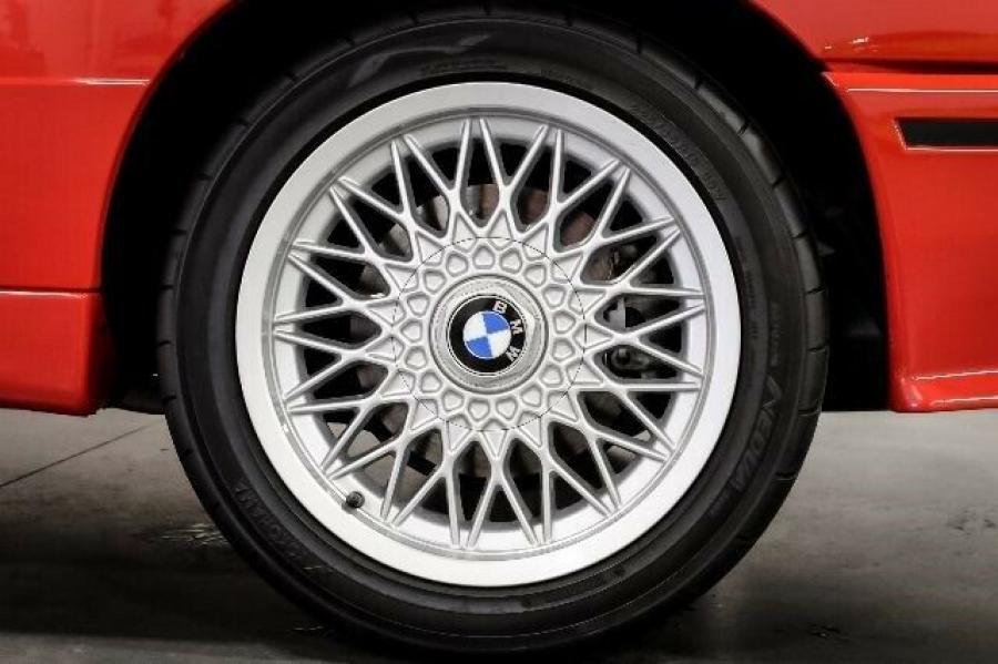 Колеса BMW M3 Paul Walker Collection (E30) 1991 года  (фото 37 из 43)